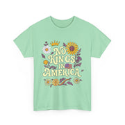 No King in America T-Shirt – Retro 70s Floral Democracy Tee with Patriotic Message for Women Who Value Freedom